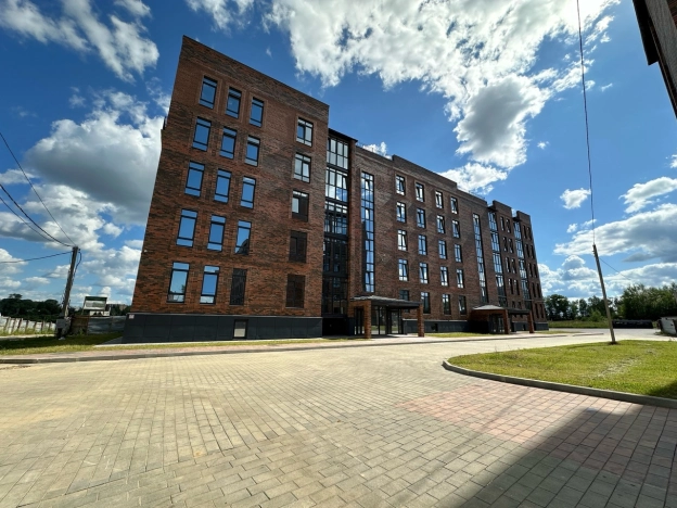 Купить трехкомнатную квартиру в Вологодской области. Вариант № 82966, 1, площадь - квм, цена 15678000 рублей