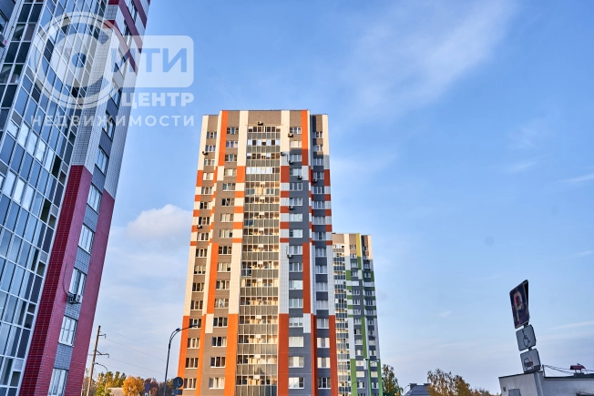 Купить квартиру в новостройках в ЖК Задонье в Воронеже. Вариант № 127417, 4, площадь -  квм, цена 8158587 рублей