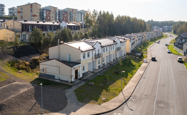 Купить квартиру у метро Парнас в Ленинградской области. Вариант № 6242709, 4, площадь -  квм, цена 4329600 рублей