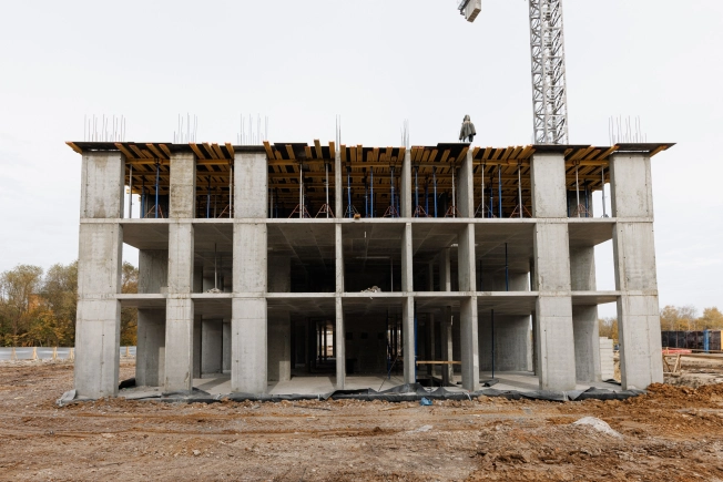 Купить однокомнатную квартиру в новостройках в Владимирской области. Вариант № 556200, 18, площадь -  квм, цена 7293300 рублей