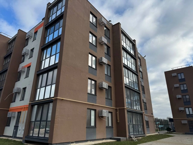 Купить квартиру в новостройках в Керчи. Вариант № 22889, 34, площадь -  квм, цена 8550000 рублей