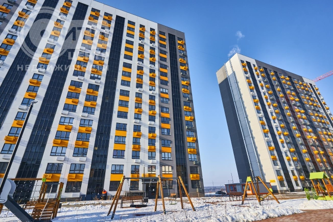 Купить однокомнатную квартиру в ЖК Ласточкино в Воронеже. Вариант № 3654194, 3, площадь -  квм, цена 4410234 рублей