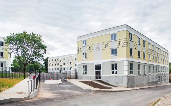 Купить многокомнатную квартиру в Ленинградской области. Вариант № 77386, 5, площадь -  квм, цена 15403194 рублей