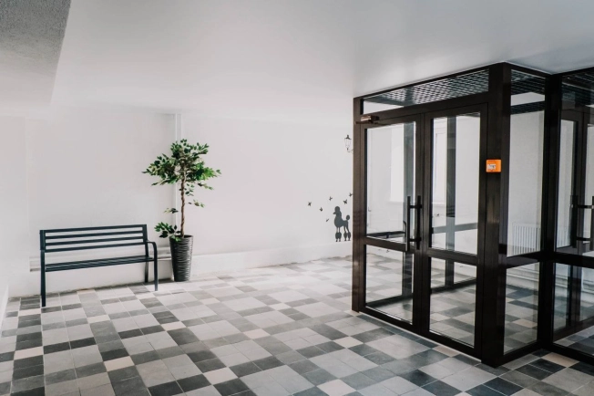 Купить квартиру со свободной планировкой в Кемеровской Области — Кузбассе. Вариант № 86893, 3, площадь -  квм, цена 3306500 рублей