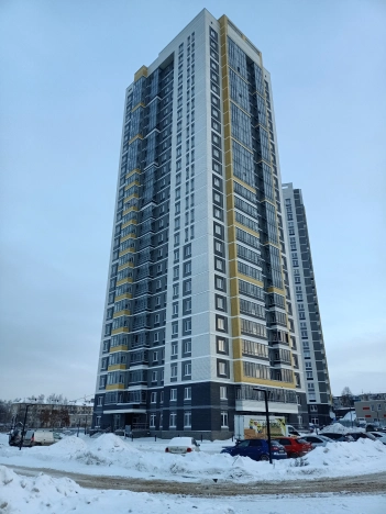 Купить трехкомнатную квартиру в ЖК Покровский в Ижевске. Вариант № 61247, 2, площадь -  квм, цена 5510540 рублей