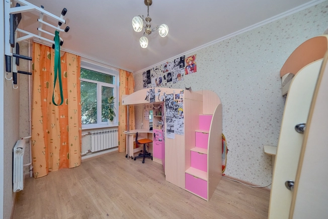 Купить трехкомнатную квартиру на вторичке в Рязани. Вариант № 3218429, 7, площадь -  квм, цена 3550000 рублей