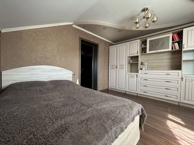 Купить дом в Алтайском крае. Вариант № 3823951, 22, площадь -  квм, цена 10500000 рублей