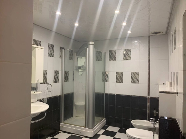 Купить четырехкомнатную квартиру в Вологде. Вариант № 3445, 28, площадь -  квм, цена 19700000 рублей