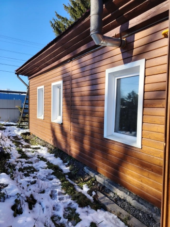 Купить дом на улице Луговская в Бердске. Вариант № 7534213, 6, площадь -  квм, цена 5000000 рублей