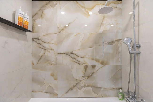 Купить квартиру в Москве. Вариант № 10103203, 18, площадь - квм, цена 19899999 рублей