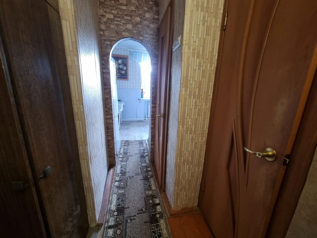 Купить трехкомнатную квартиру на улице Совхозная в Владимирской области. Вариант № 7994791, 9, площадь -  квм, цена 1200000 рублей