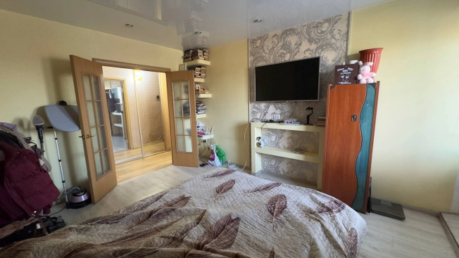 Купить трехкомнатную квартиру в Иркутске. Вариант № 6958782, 12, площадь -  квм, цена 8250000 рублей