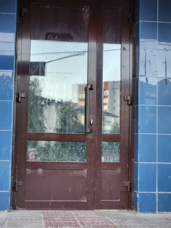 Купить торговые помещения в Сыктывкаре. Вариант № 3224993, 1, площадь -  квм, цена 13000000 рублей