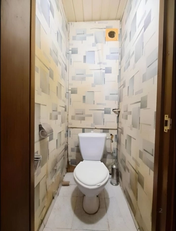 Купить квартиру в Москве. Вариант № 8751030, 8, площадь -  квм, цена 15000000 рублей