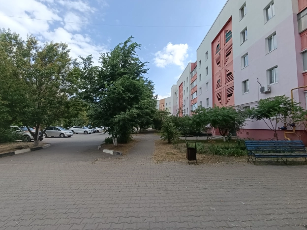 Купить трехкомнатную квартиру на улице 70 лет Октября в Белгородской области. Вариант № 51786, 2, площадь -  квм, цена 5150000 рублей