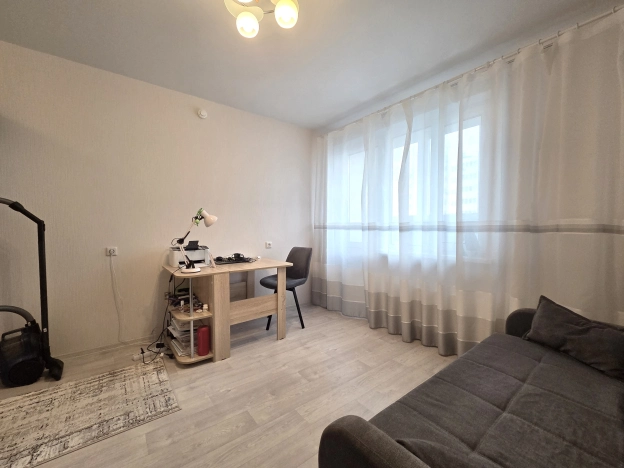 Купить квартиру в районе Сормовский в Нижнем Новгороде. Вариант № 8188455, 3, площадь -  квм, цена 4100000 рублей