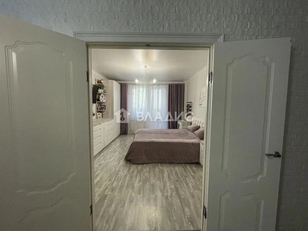 Купить трехкомнатную квартиру в Ростовской области. Вариант № 1795892, 4, площадь -  квм, цена 17200000 рублей