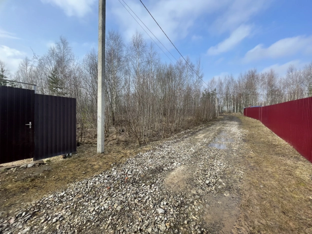 Купить земельный участок в Новгородской области. Вариант № 30972, 3, площадь -  квм, цена 500000 рублей