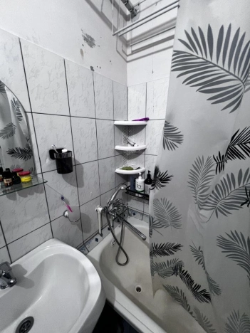 Купить квартиру в Москве. Вариант № 8113101, 12, площадь -  квм, цена 25000000 рублей