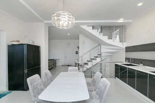 Купить дом в Севастополе. Вариант № 32104, 3, площадь -  квм, цена 67000000 рублей