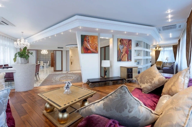 Купить квартиру в Москве. Вариант № 9520312, 25, площадь - квм, цена 139000000 рублей