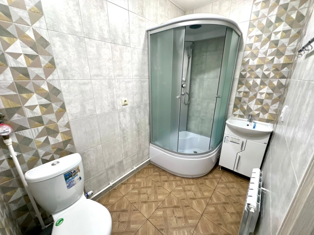 Купить однокомнатную квартиру на улице 1-я  Разведка в Пензенской области. Вариант № 58005, 6, площадь -  квм, цена 2100000 рублей