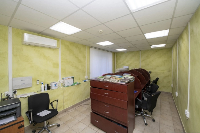 Снять офисы на улице Нижне-Волжская набережная в Нижнем Новгороде. Вариант № 44431, 1, площадь -  квм, цена 100000 рублей