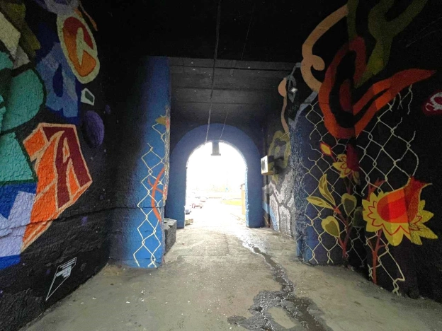 Купить трехкомнатную квартиру в Калуге. Вариант № 13431, 15, площадь -  квм, цена 5950000 рублей