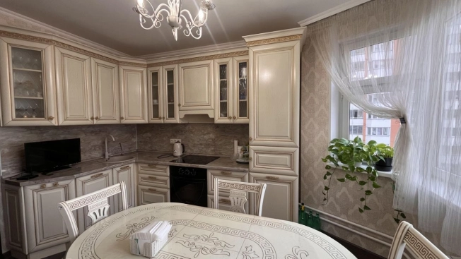 Купить двухкомнатную квартиру в районе Молжаниновский в Химках. Вариант № 10351832, 0, площадь -  квм, цена 9300000 рублей