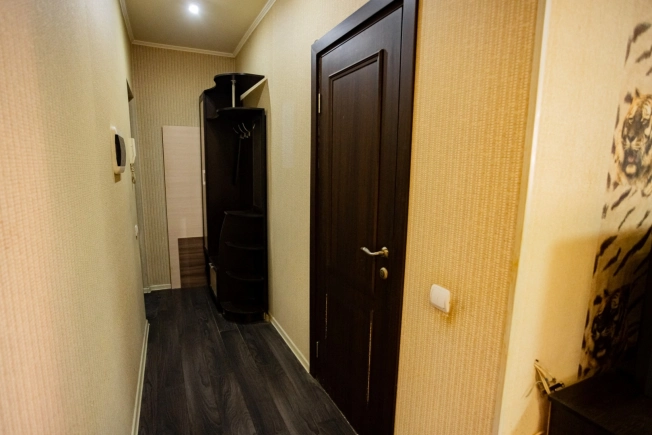 Купить двухкомнатную квартиру в Омске. Вариант № 2055491, 15, площадь -  квм, цена 5100000 рублей