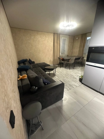 Купить трехкомнатную квартиру на улице Норильская в Улан-Удэ. Вариант № 5538183, 12, площадь -  квм, цена 10600000 рублей