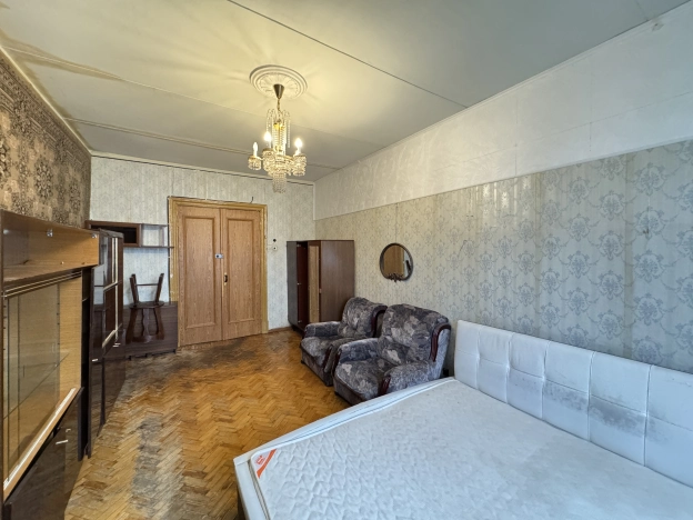 Купить комнату в Москве. Вариант № 3784804, 3, площадь - квм, цена 8500000 рублей