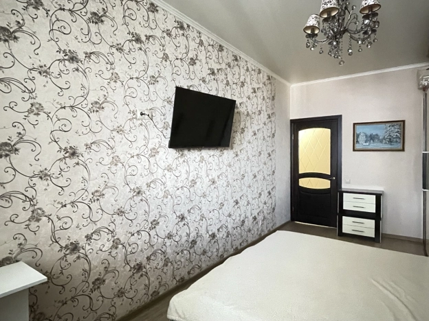 Купить двухкомнатную квартиру на улице Хворостянского в Новороссийске. Вариант № 6709240, 7, площадь -  квм, цена 11500000 рублей