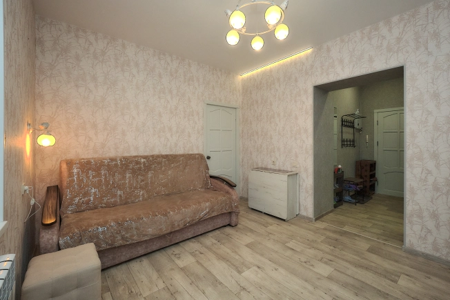 Купить трехкомнатную квартиру на улице Касимовское шоссе в Рязани. Вариант № 6138955, 9, площадь -  квм, цена 6000000 рублей