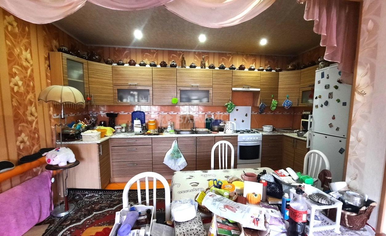 Photo https://36000382-a1c2-4a8a-a109-3fc3bfc73cf7.selcdn.net/App/Entity/ObjectRealty/ObjectRealty/AB/d76119e2-073e-4a71-a3ea-b3755860463c/2B2DtA2c0ce2aLbUV8D4Ap7QpFGuSqeaa37g5Qez.jpg.compressed.webp