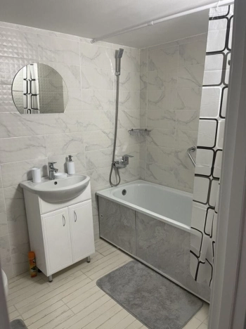 Снять квартиру в Тобольске. Вариант № 5921580, 11, площадь -  квм, цена 50000 рублей