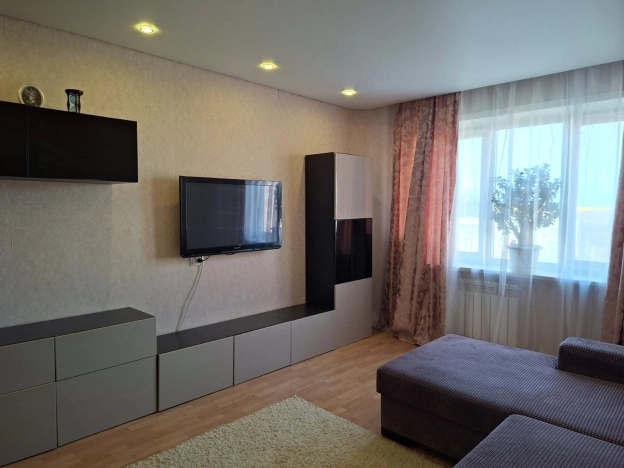 Купить трехкомнатную квартиру в районе Калининский в Новосибирске. Вариант № 6666165, 1, площадь -  квм, цена 6300000 рублей