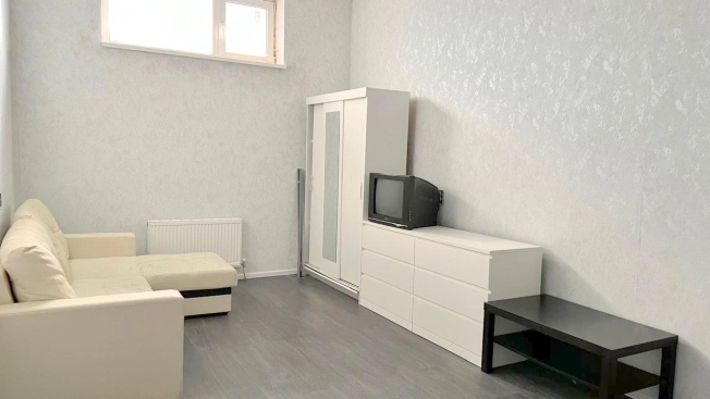 Купить квартиру на улице имени Сергея Есенина в Краснодаре. Вариант № 18128, 6, площадь -  квм, цена 2500000 рублей