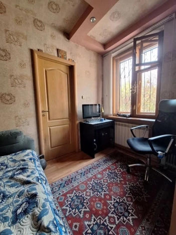 Купить квартиру у метро Парк Культуры в Нижнем Новгороде. Вариант № 9173206, 8, площадь -  квм, цена 4300000 рублей