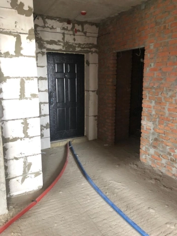 Купить трехкомнатную квартиру в Ростовской области. Вариант № 2893542, 1, площадь -  квм, цена 9200000 рублей