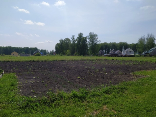 Купить земельный участок в Новосибирске. Вариант № 8533101, 2, площадь -  квм, цена 450000 рублей