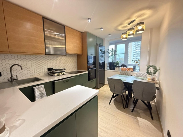 Купить квартиру в Москве. Вариант № 8807636, 10, площадь -  квм, цена 19500000 рублей