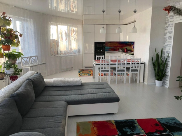 Купить квартиру на улице Юрия Гагарина в Калининграде. Вариант № 46658, 3, площадь -  квм, цена 17490000 рублей