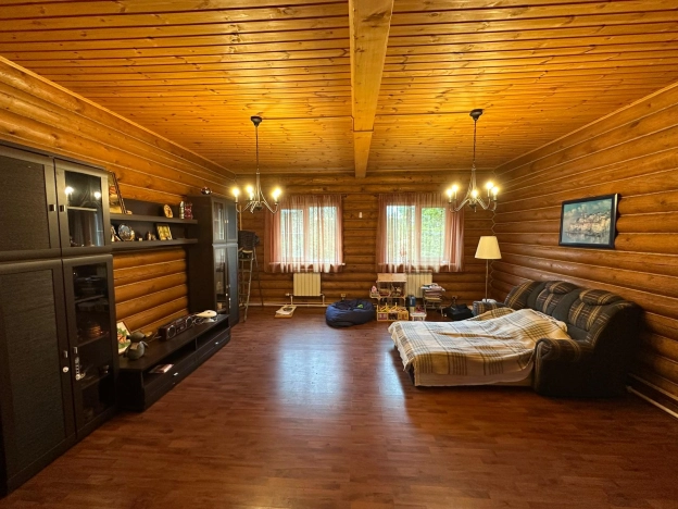 Купить дом в Москве. Вариант № 10239939, 9, площадь -  квм, цена 24000000 рублей