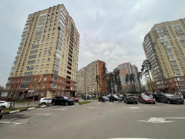 Купить трехкомнатную квартиру в Щёлкове. Вариант № 39803, 17, площадь -  квм, цена 15450000 рублей