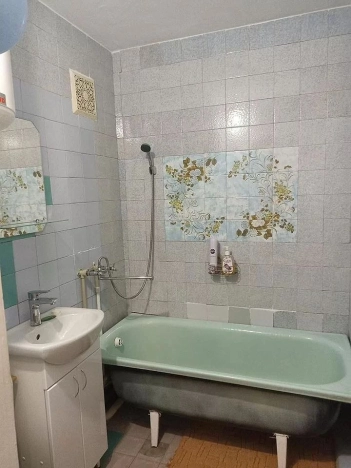 Купить квартиру в Керчи. Вариант № 10427733, 5, площадь -  квм, цена 5750000 рублей