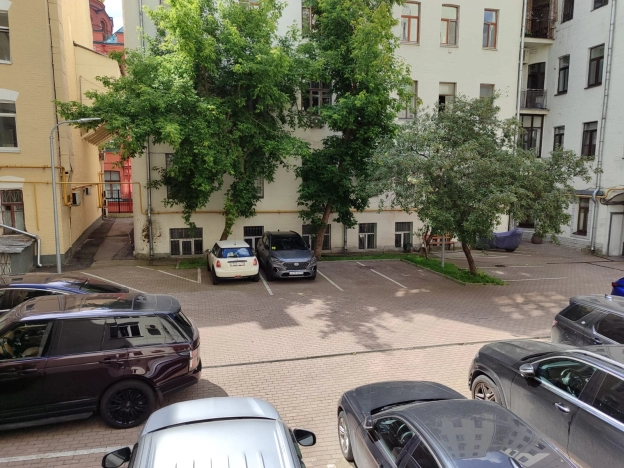 Купить квартиру в районе Тверской в Москве. Вариант № 23096, 45, площадь - квм, цена 33175500.0000 рублей