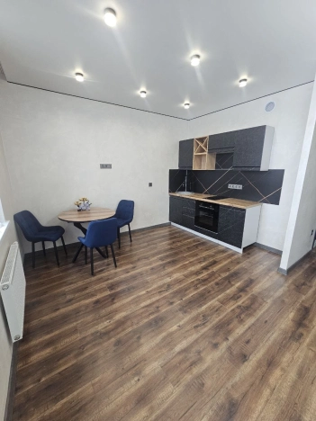 Снять квартиру в Тобольске. Вариант № 9280953, 3, площадь -  квм, цена 45000 рублей