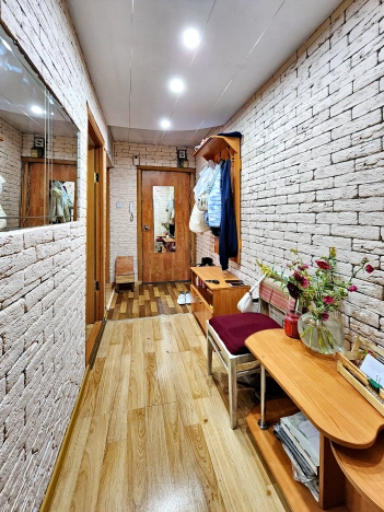 Купить трехкомнатную квартиру в Кызыле. Вариант № 7563025, 11, площадь - квм, цена 7600000 рублей