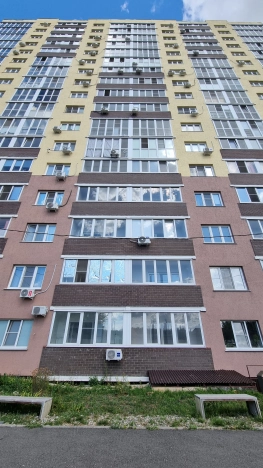 Купить квартиру в Липецкой области. Вариант № 2573120, 24, площадь -  квм, цена 4250000 рублей